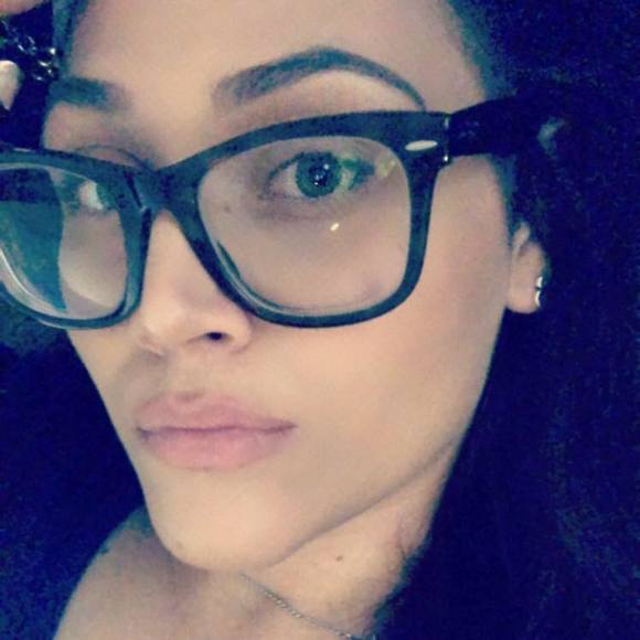 Meet your Posher, Lissyie - Picture 1 of 1